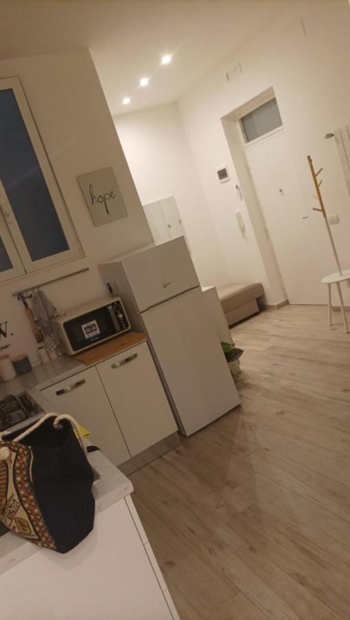 B&B Nicolai Centrale 巴里 外观 照片