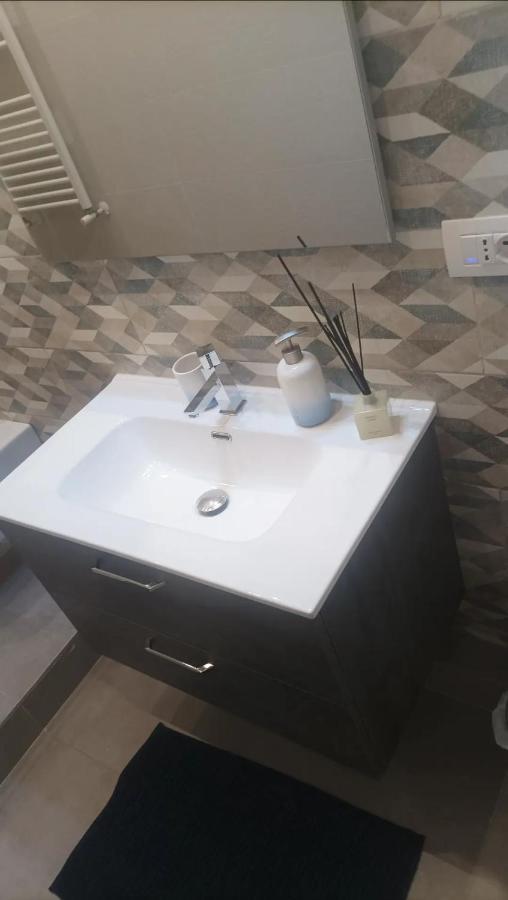 B&B Nicolai Centrale 巴里 外观 照片